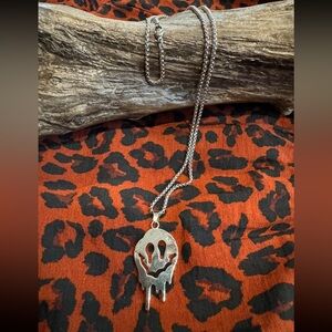MELT necklace